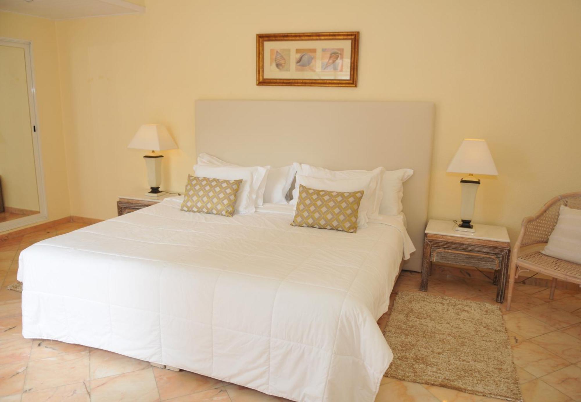 Vale Do Garrao Villas Almancil Room photo