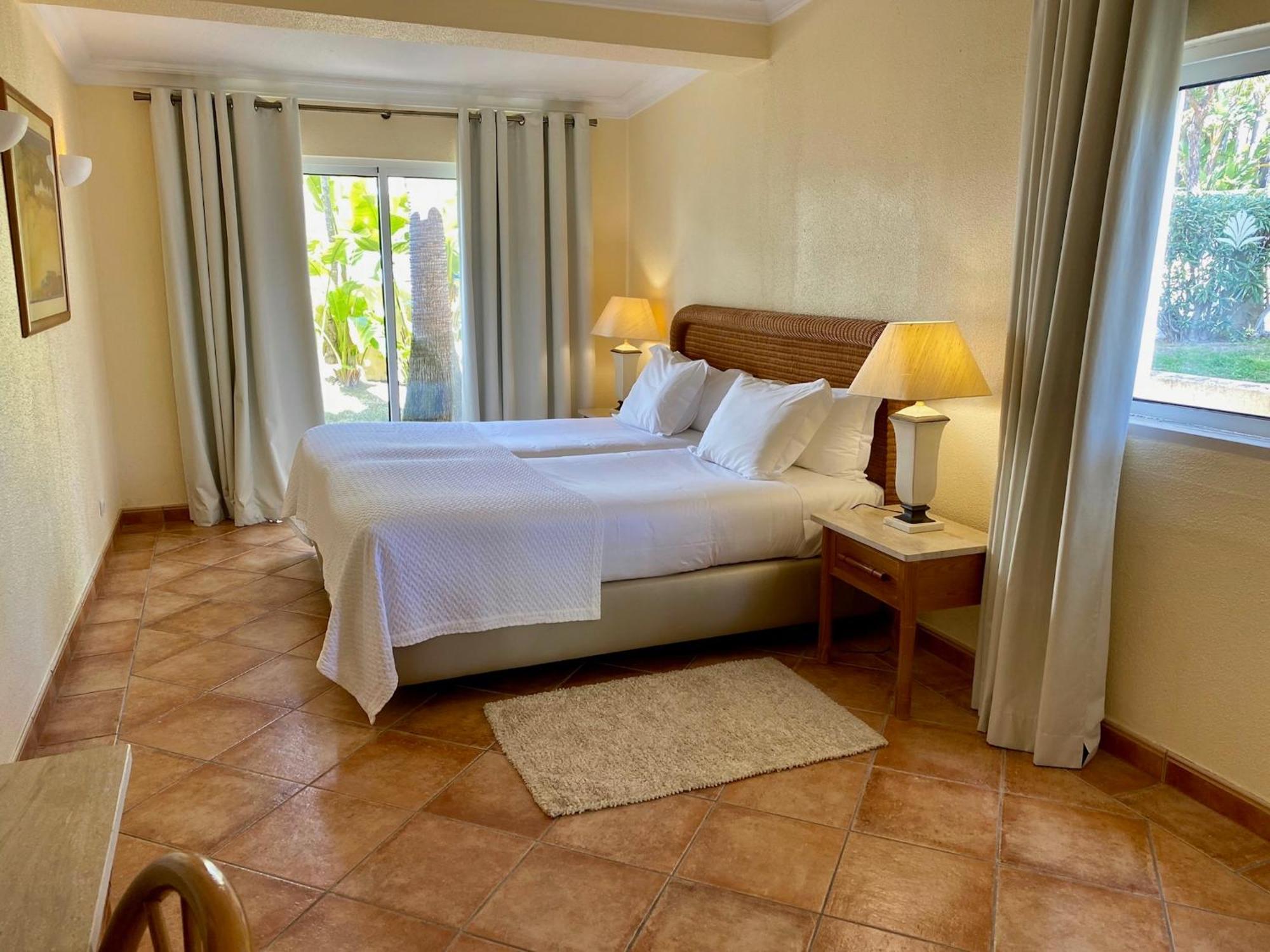 Vale Do Garrao Villas Almancil Room photo